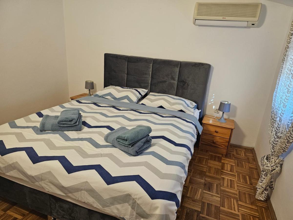 Apartmani Viktorija Fažana Zewnętrze zdjęcie